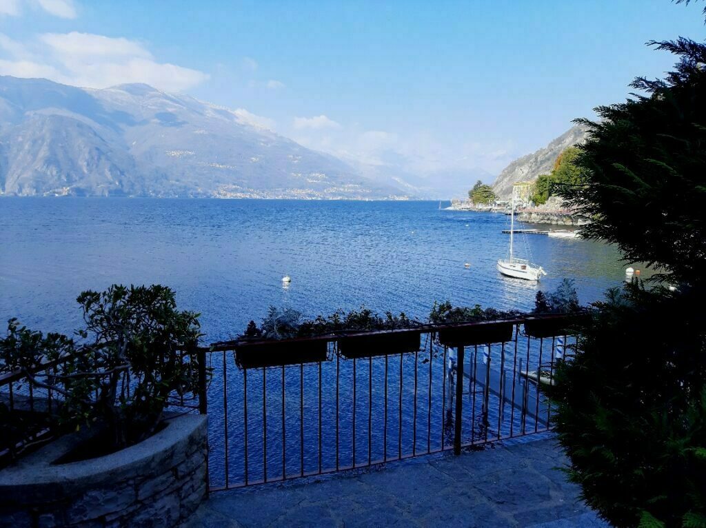 Varenna lungo il lago di Como - uno dei tanti scorci panoramici