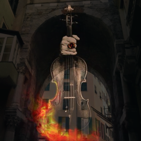 Arco del centro di Genova nel segno rock di Paganini